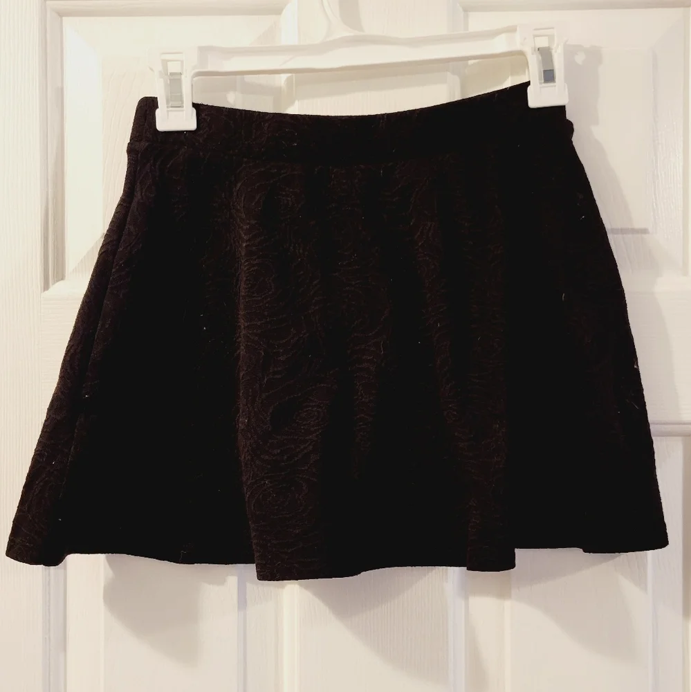 Girls cute design skirt Size Large 10 / 12
